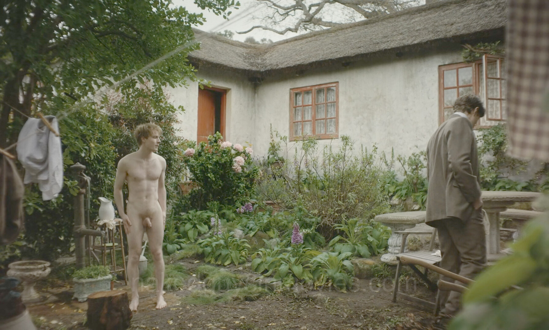 Louis Hofmann's dick