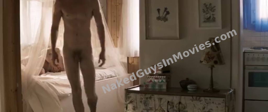 Naked jannik schümann Gay Male